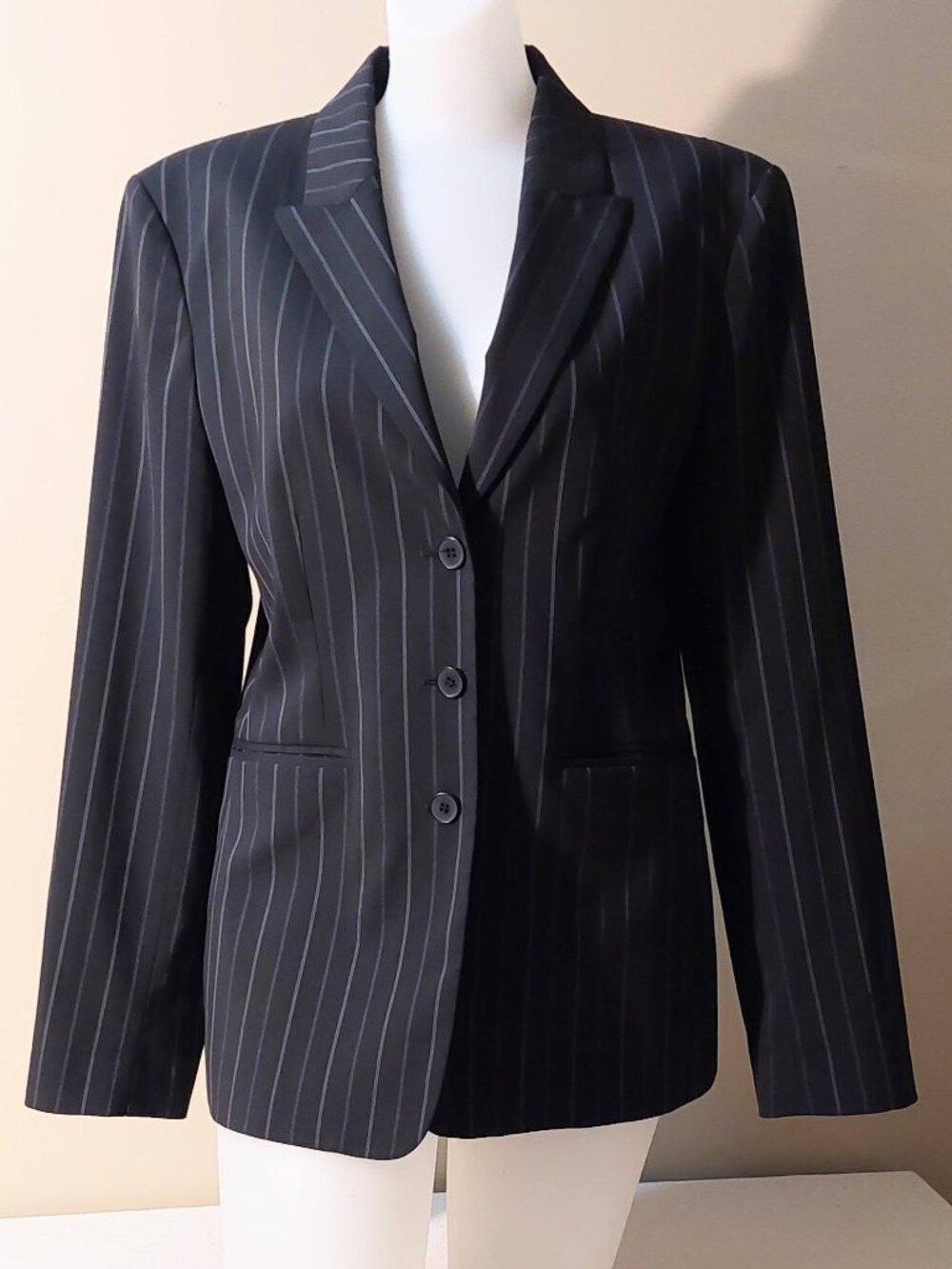 Anne Kline Black & White Pinstriped 3-Button Notched Lapel Blazer Size: 10